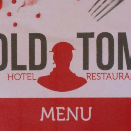 Hotel Old Tom อีปส์ ภายนอก รูปภาพ