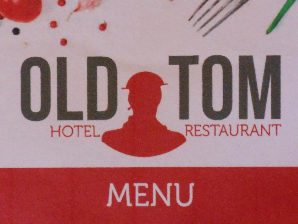 Hotel Old Tom อีปส์ ภายนอก รูปภาพ